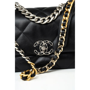 CHANEL Pre-Owned Black