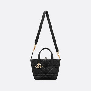 Medium Dior Toujours Vertical Black