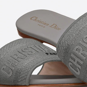 Women Sandal Dway Silver Tone