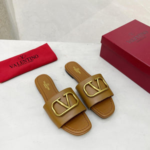 Women Slipper - Valentino Gold