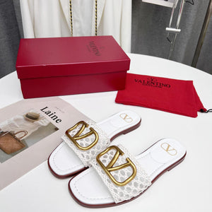 Women Slipper - Valentino White