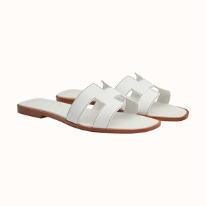 Women sandal - White Balance