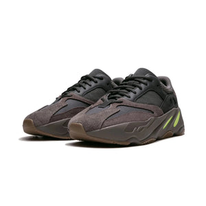 Yeezy Boost 700 - Mauve