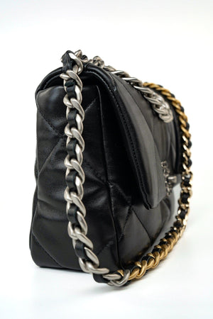 CHANEL Pre-Owned Black-SHOZLY