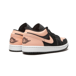AIR JORDAN 1 LOW - Crimson Tint