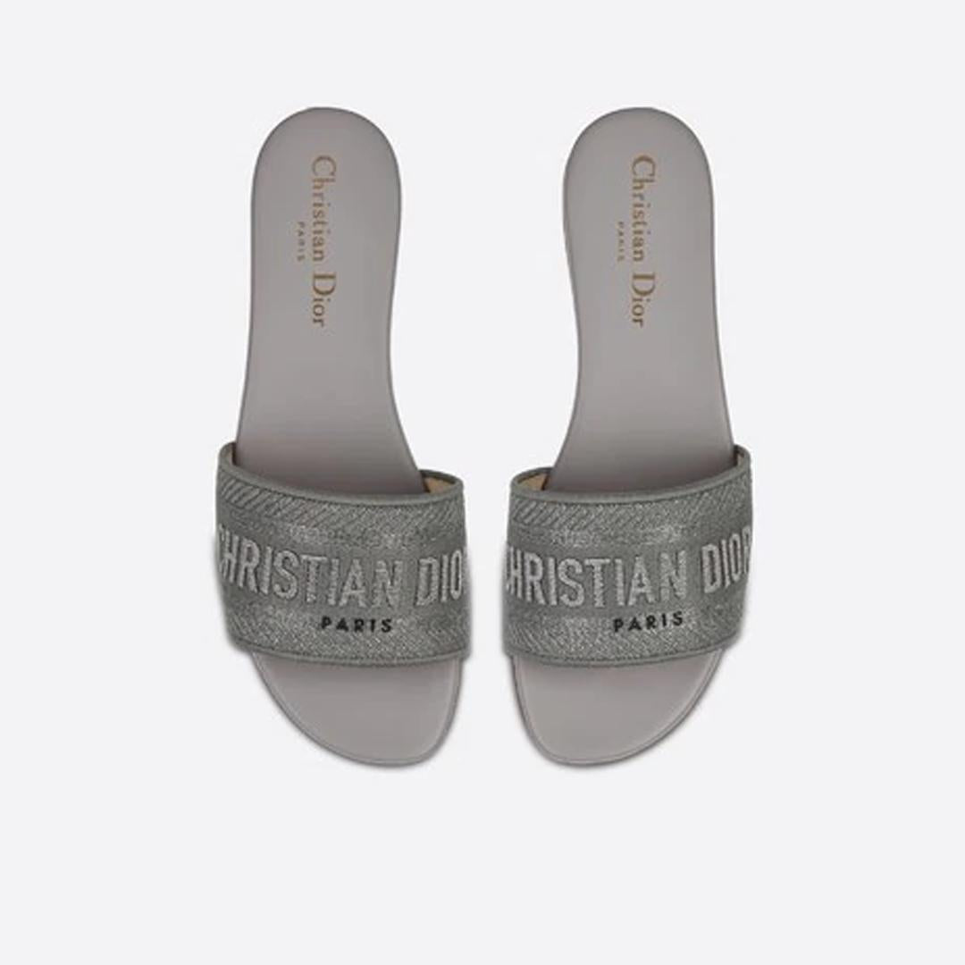 Women Sandal Dway Silver Tone