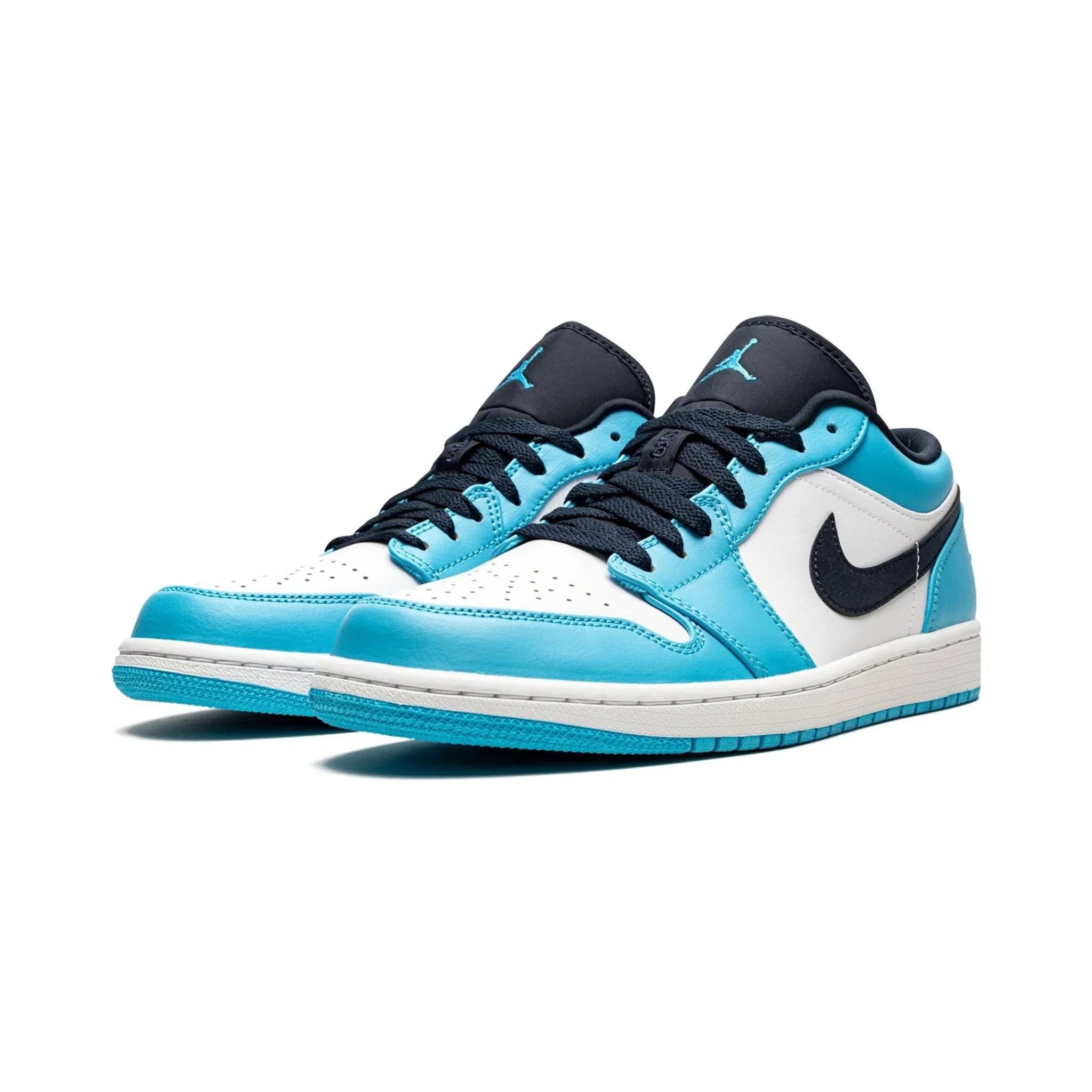 AIR JORDAN 1 LOW - UNC-SHOZLY