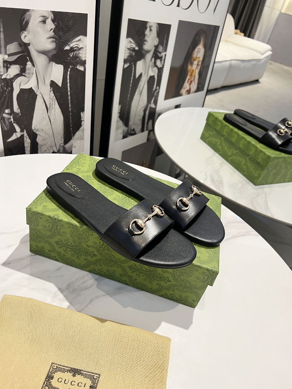 Women Slipper Gucci Black