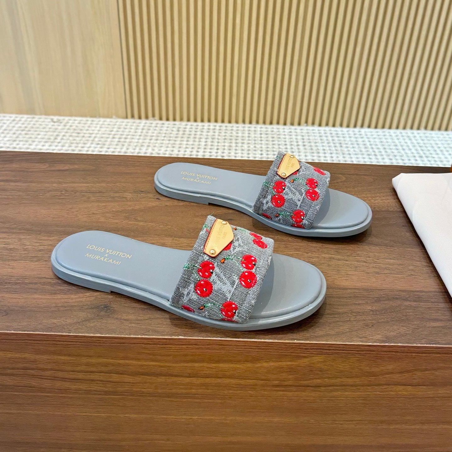 سليبر نسائي LV x TM Lily Flat Mule أزرق رمادي