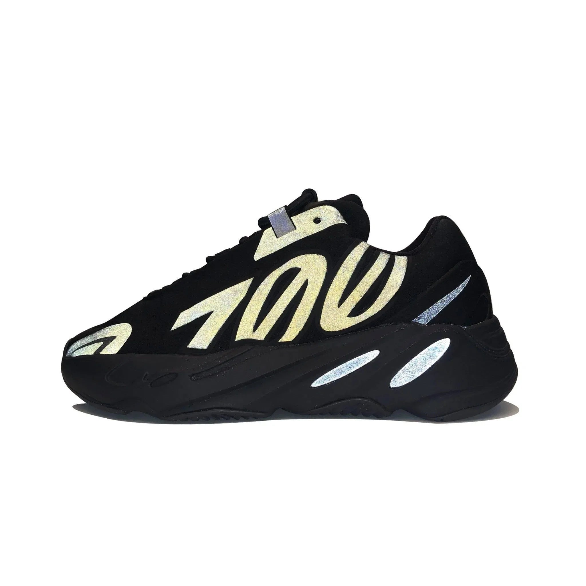 Yeezy Boost 700 MNVN - Triple Black
