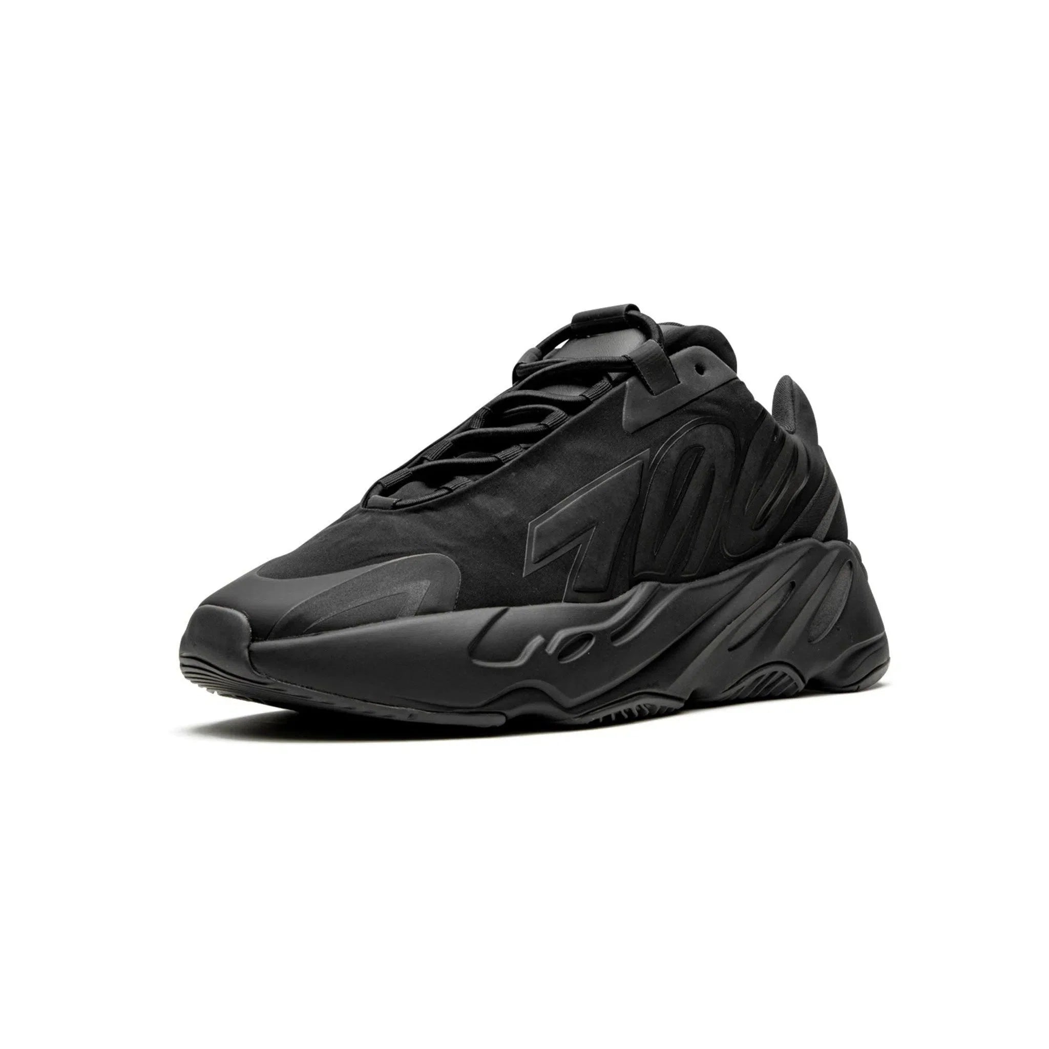 Yeezy Boost 700 MNVN - Triple Black